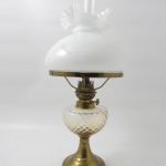 687 8124 PARAFFIN LAMP